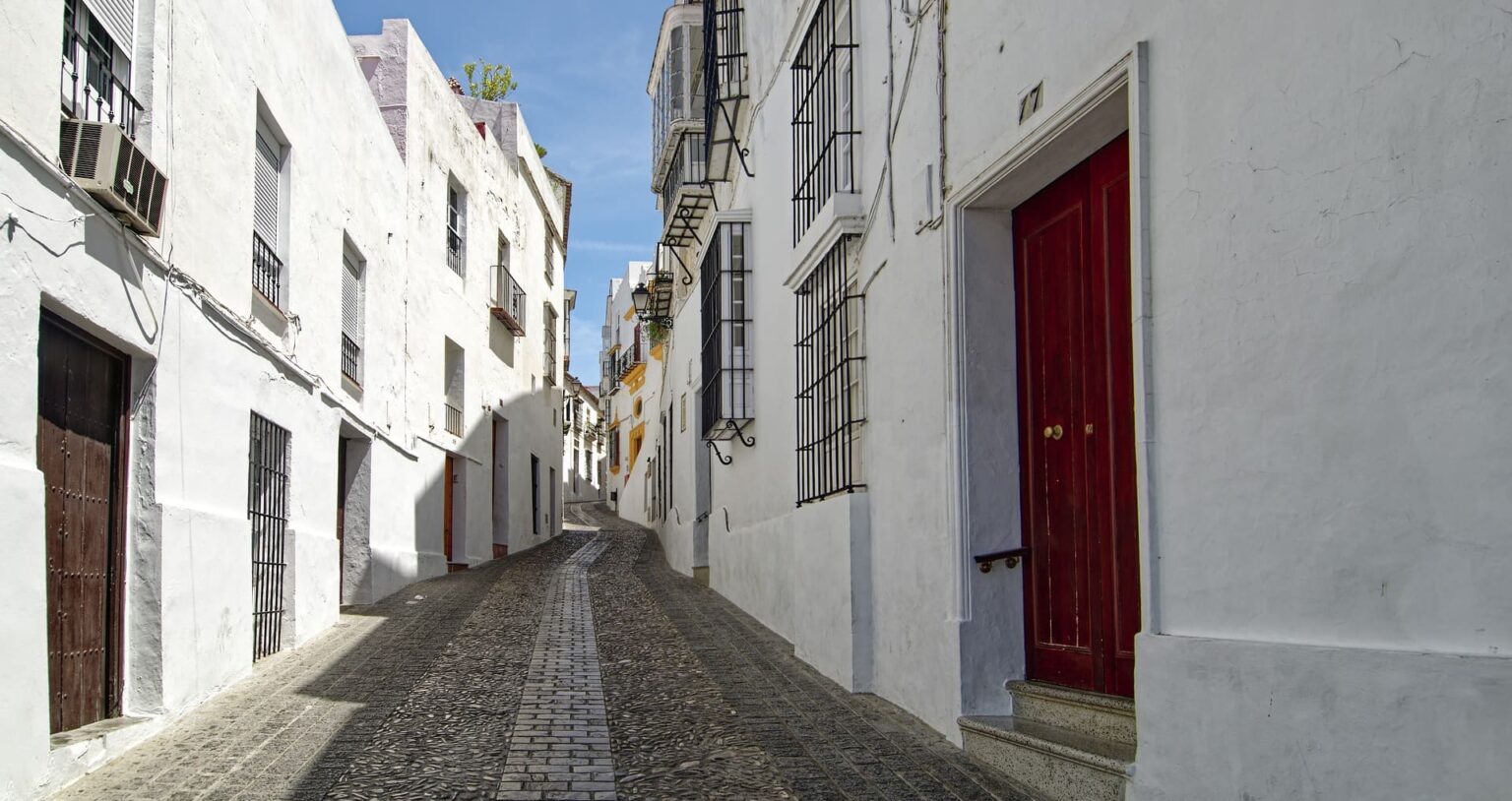 Calle de Arcos de la Frontera, por donde se llevan a cabo distintas fiestas de la localidad