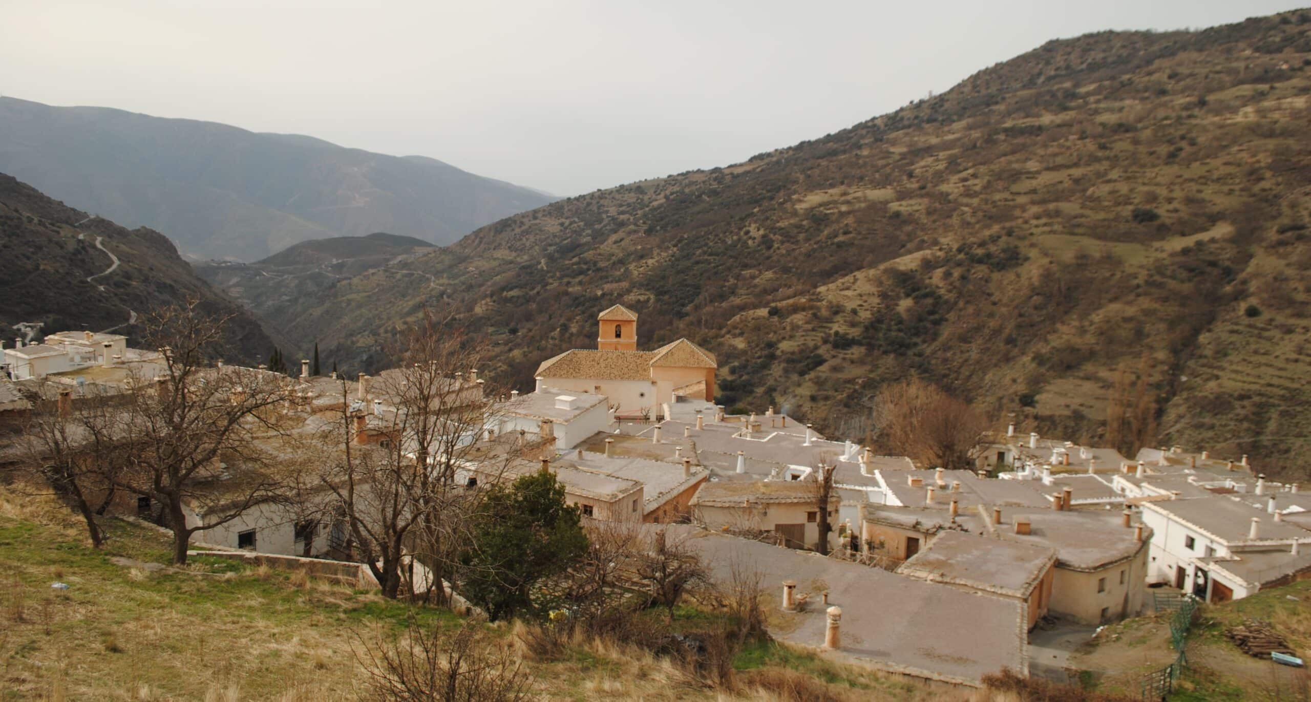 Vista del pueblo de Bubión