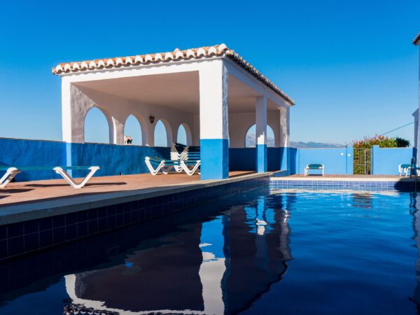 Piscina de Casa rural en Almáchar (Málaga)-1188