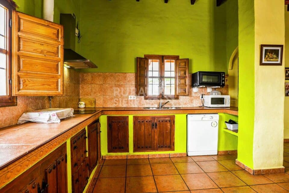 Cocina de Casa rural en Almáchar (Málaga)-1188