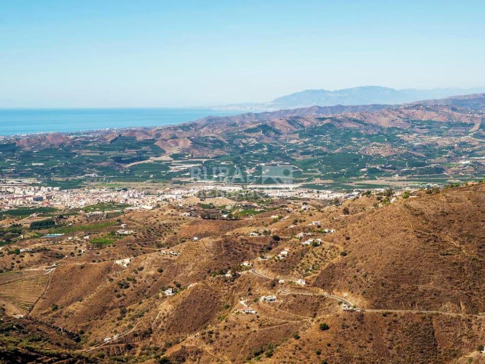 Vistas de casa rural en Almáchar (Málaga) referencia 1192