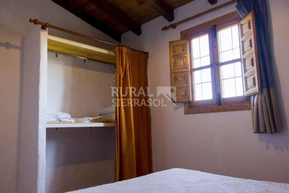 Estantería de Casa rural en Almáchar (Málaga)-1127