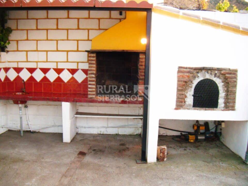 Barbacoa y horno de Casa rural en Almachar (Málaga)- 1488