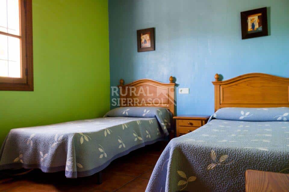 Camas pequeñas de casa rural en Almáchar (Málaga)-1192