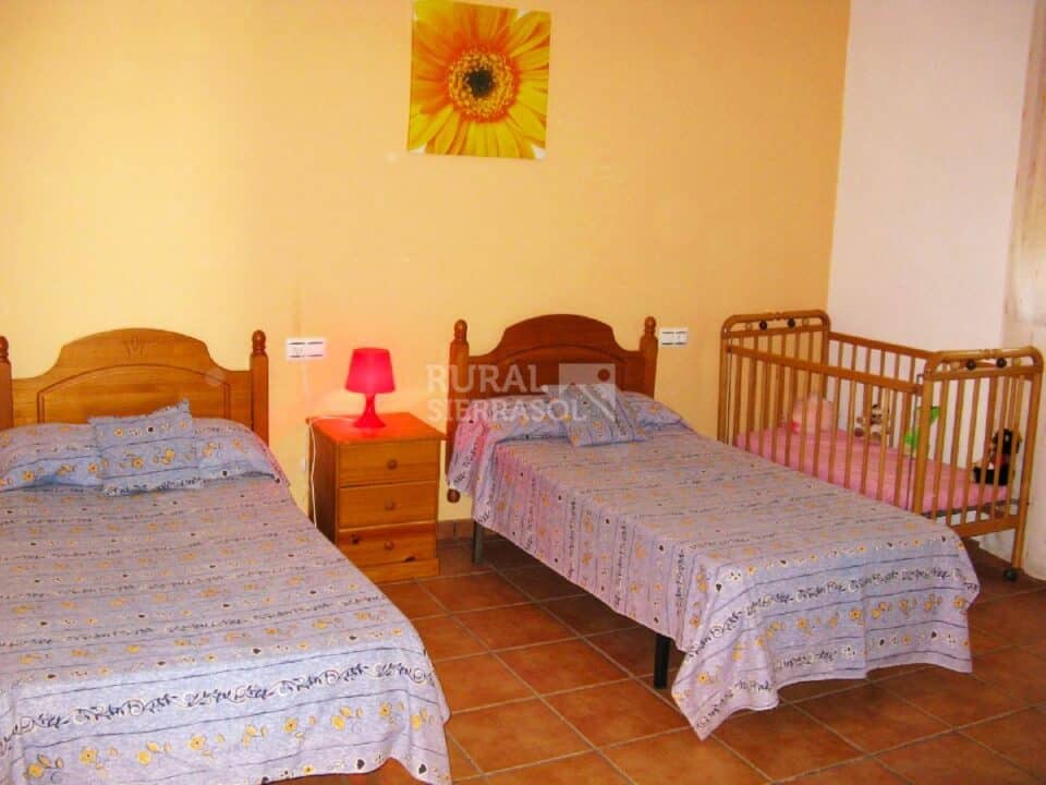 Dormitorio doble de Casa rural en Almáchar (Málaga)-0566