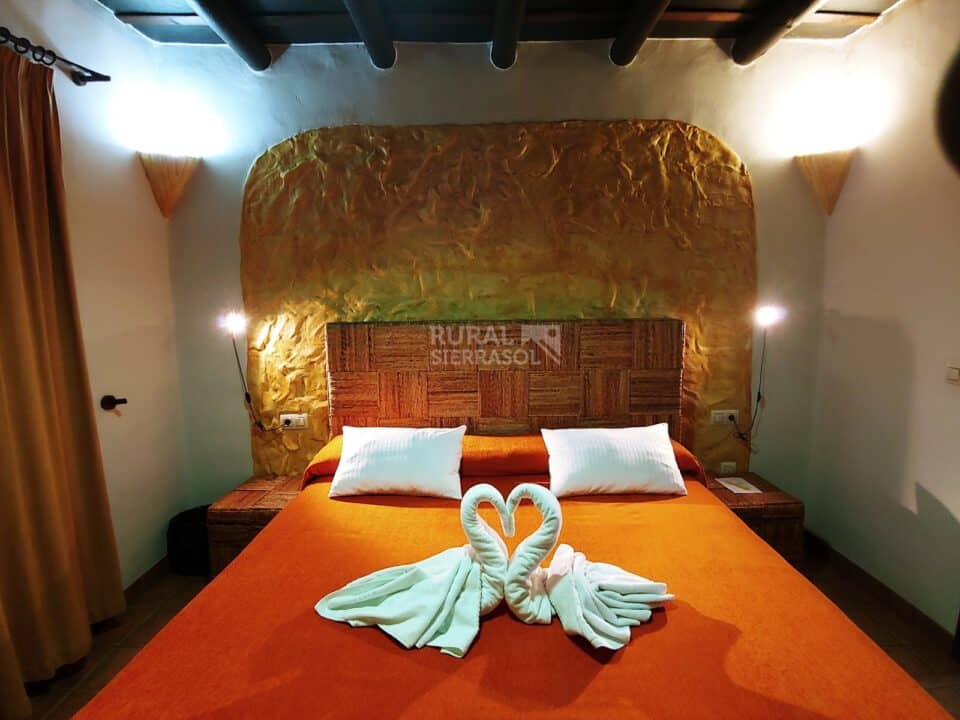 Acogedora Suite con Jacuzzi y Spa en Bérchules - Imagen 18