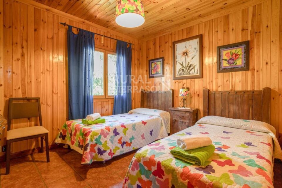 Encantadora Casa de Madera en Sayalonga, con piscina, wi-fi - Imagen 18