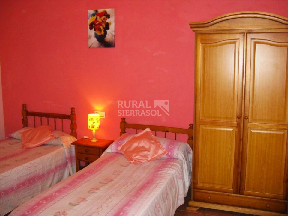 Dormitorio doble de Casa rural en Almáchar (Málaga)-0566
