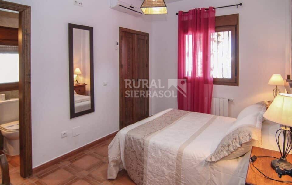 Preciosa Villa en Sayalonga, con piscina, aire acondicionado y wi-fi - Imagen 23