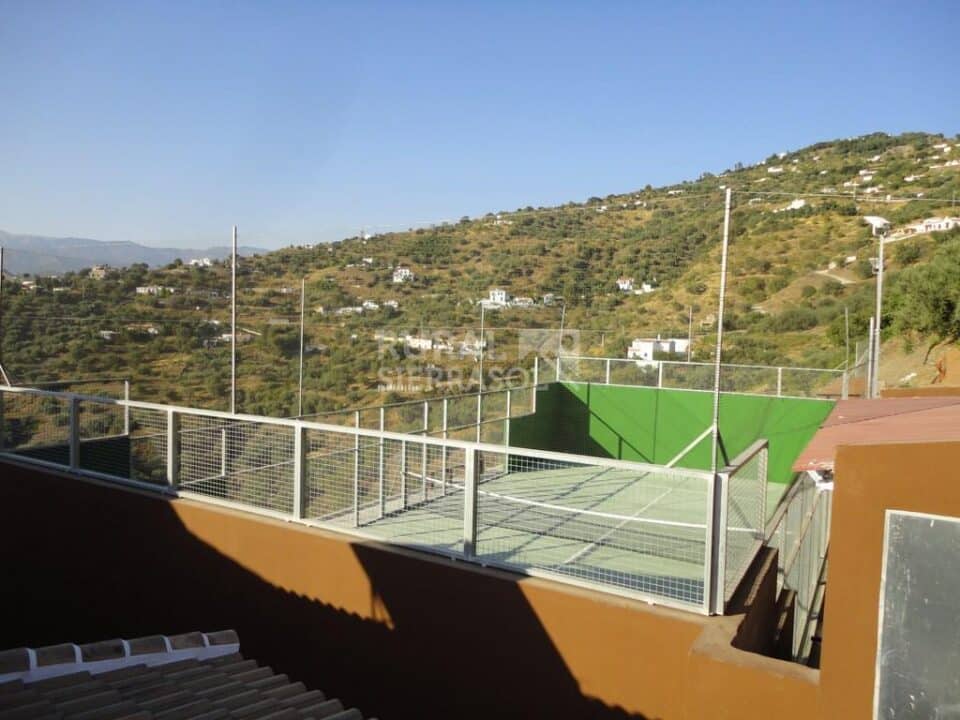 Espléndida Casa Rural en Sayalonga, con pista de tenis y preciosas vistas - Imagen 25