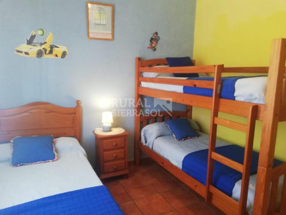 Espléndida Casa Rural en Almachar con barbacoa, piscina y wi-fi - Imagen 26