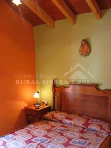 Dormitorio de matrimonio de Casa rural en Almáchar (Málaga)-2690