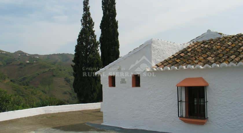 Fachada de Casa rural en Almáchar (Málaga)-2690