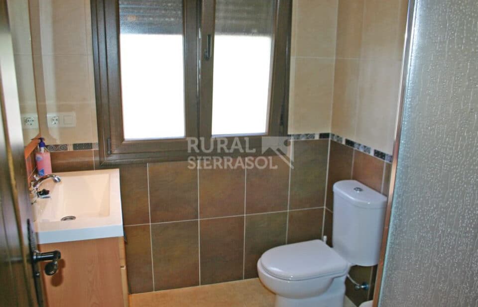 Maravillosa Villa con spa, piscina, aire acondicionado, en Sayalonga - Imagen 28