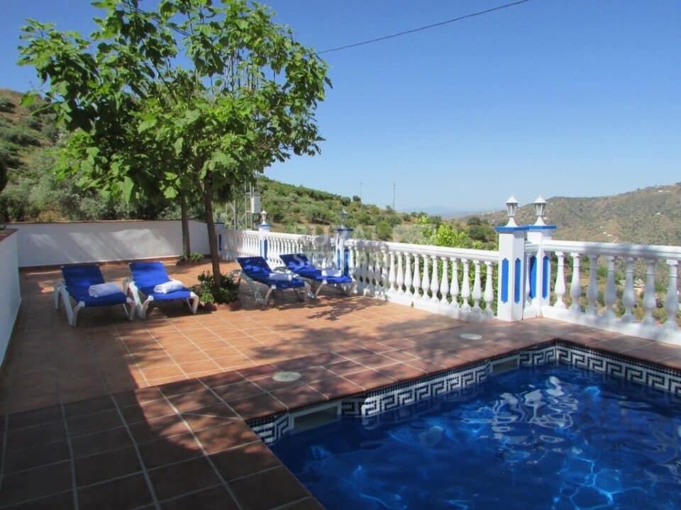 Preciosa Casa Rural con una esmerada decoración, en Sayalonga - Imagen 3