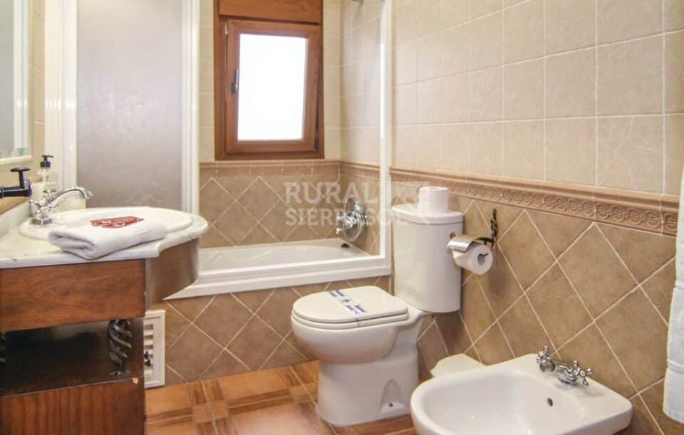 Preciosa Villa en Sayalonga, con piscina, aire acondicionado y wi-fi - Imagen 30
