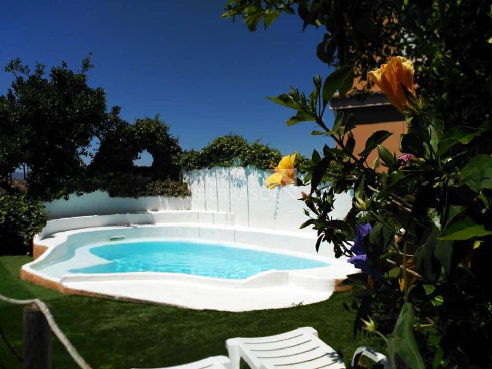 Piscina de Hotel rural en Alcaucín (Málaga)-3415