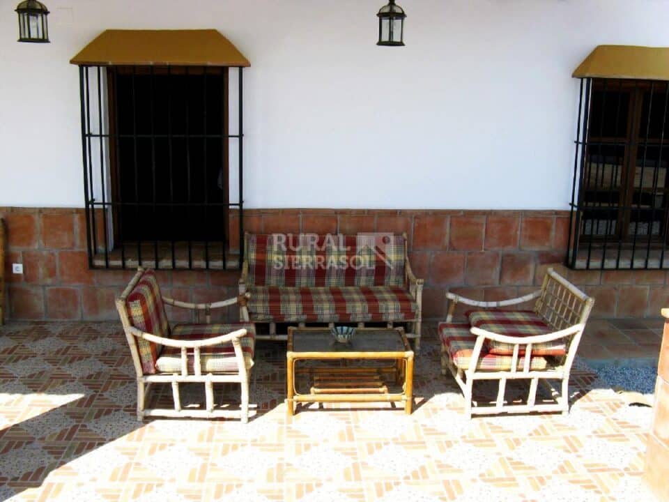 Acogedora Casa Rural en Almáchar con piscina, barbacoa y chimenea - Imagen 38