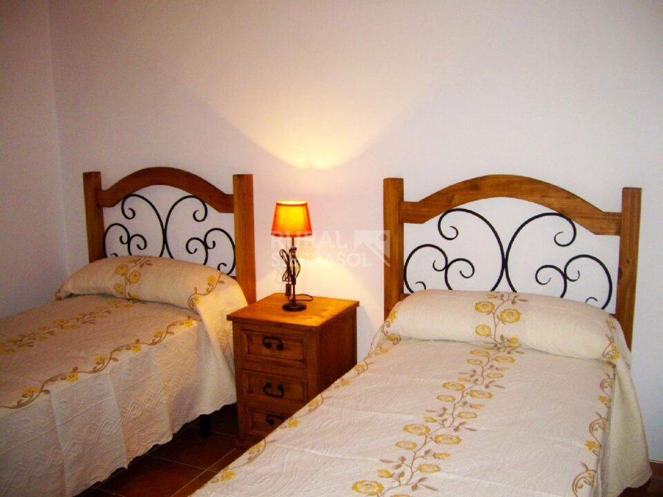 Bonita Casa Rural en Almáchar con piscina, barbacoa y wi-fi - Imagen 29