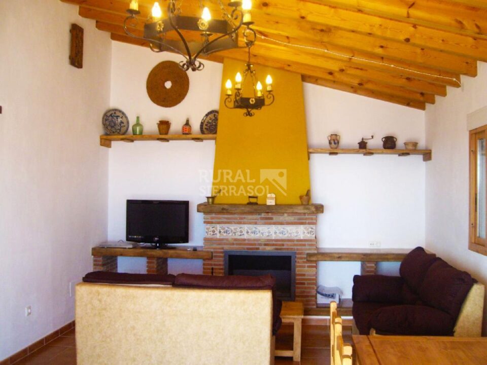 Bonita Casa Rural en Almáchar con piscina, barbacoa y wi-fi - Imagen 37