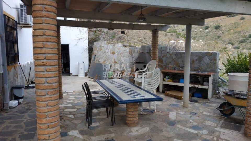 Magnífica Casa Rural en Almáchar, con piscina y barbacoa - Imagen 12