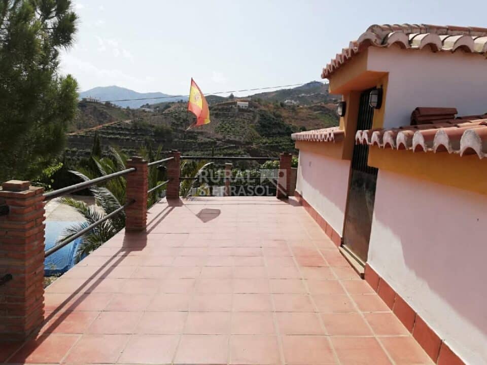 Magnífica Casa Rural en Almáchar, con piscina y barbacoa - Imagen 25