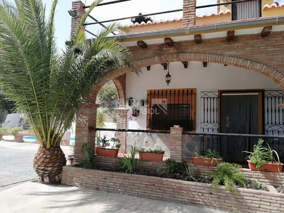Magnífica Casa Rural en Almáchar, con piscina y barbacoa - Imagen 28