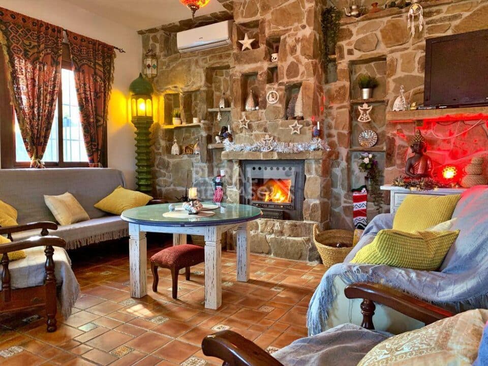 Espectacular Casa Rural en Sayalonga, con piscina y aire acondicionado - Imagen 21