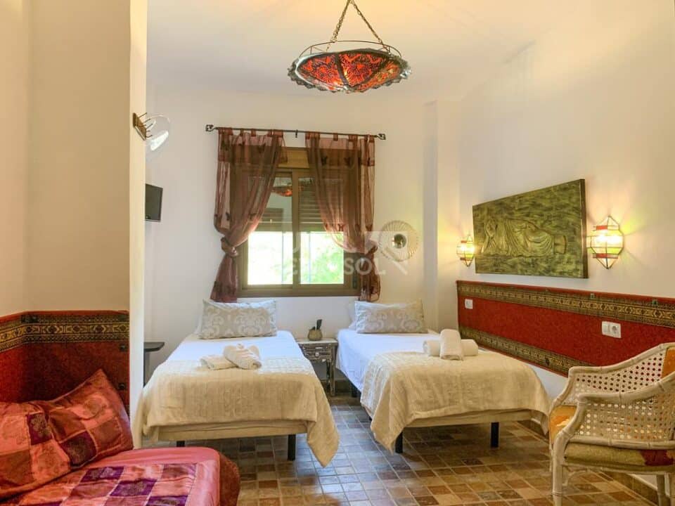 Espectacular Casa Rural en Sayalonga, con piscina y aire acondicionado - Imagen 30