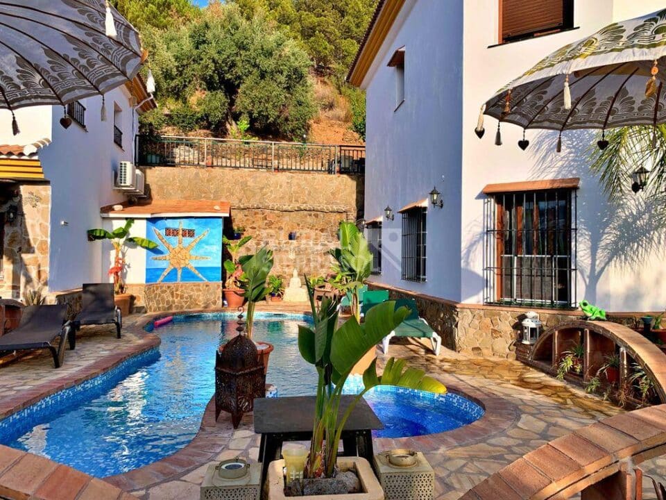 Espectacular Casa Rural en Sayalonga, con piscina y aire acondicionado - Imagen 55
