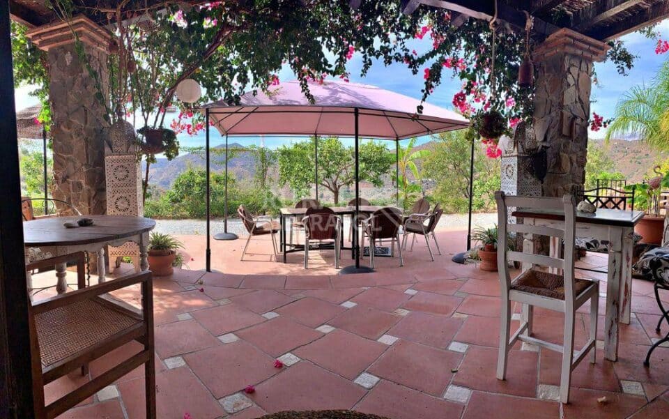 Espectacular Casa Rural en Sayalonga, con piscina y aire acondicionado - Imagen 65