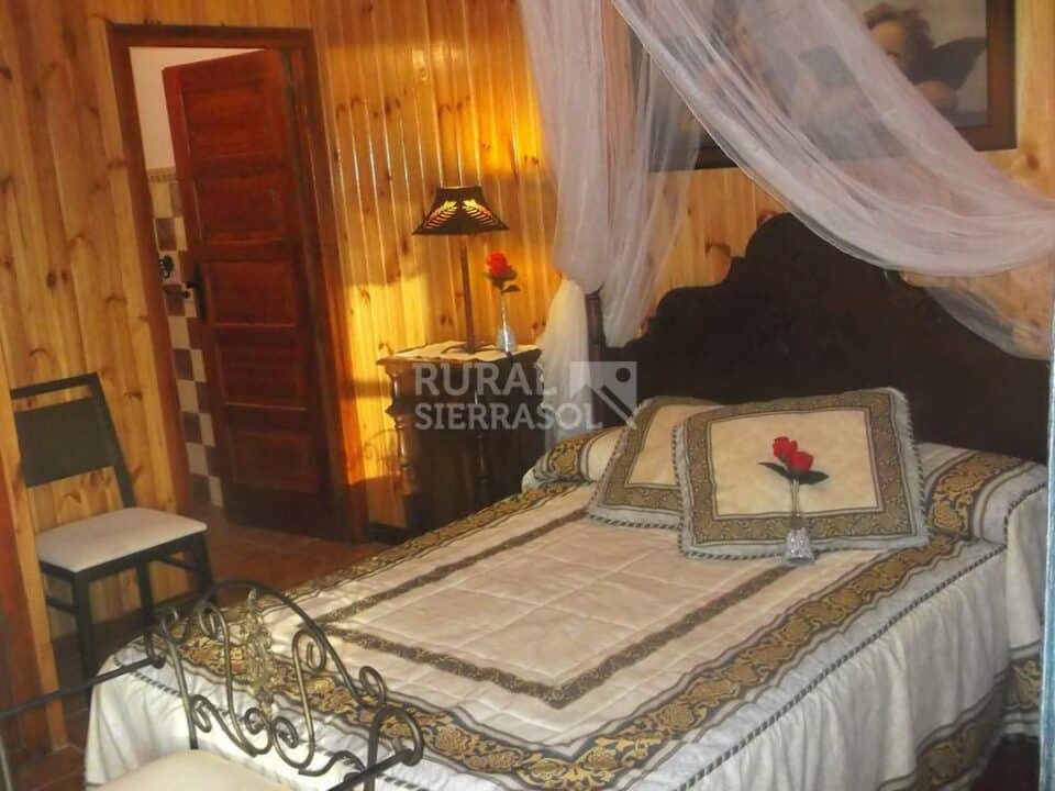 Encantadora Casa de Madera en Sayalonga, con piscina, wi-fi - Imagen 41