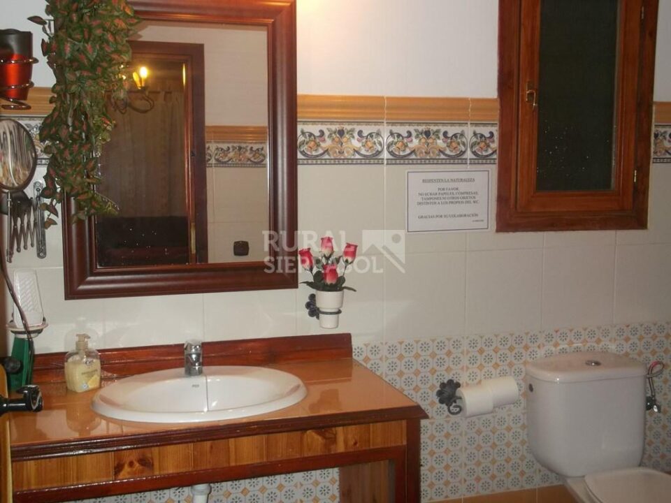 Encantadora Casa de Madera en Sayalonga, con piscina, wi-fi - Imagen 47