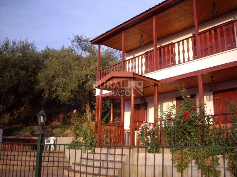 Encantadora Casa de Madera en Sayalonga, con piscina, wi-fi - Imagen 54