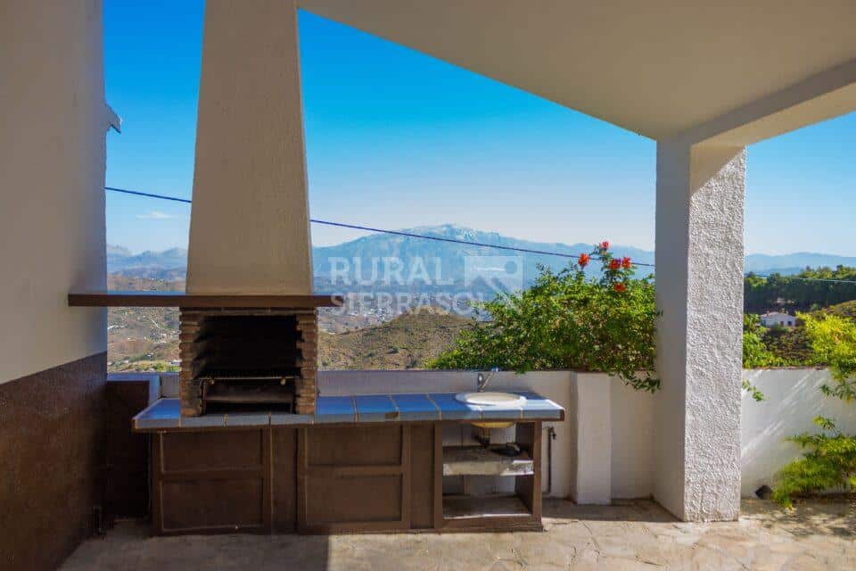 Barbacoa de Casa rural en Almáchar (Málaga)-1127