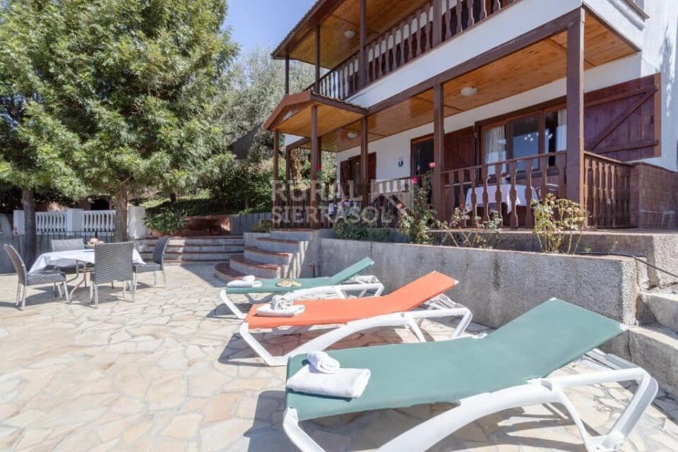 Encantadora Casa de Madera en Sayalonga, con piscina, wi-fi - Imagen 6