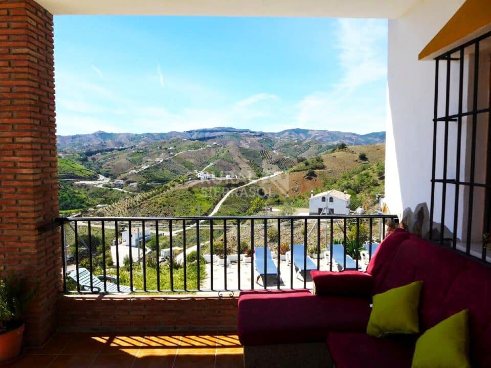Espléndida Casa Rural en Almachar con barbacoa, piscina y wi-fi - Imagen 7