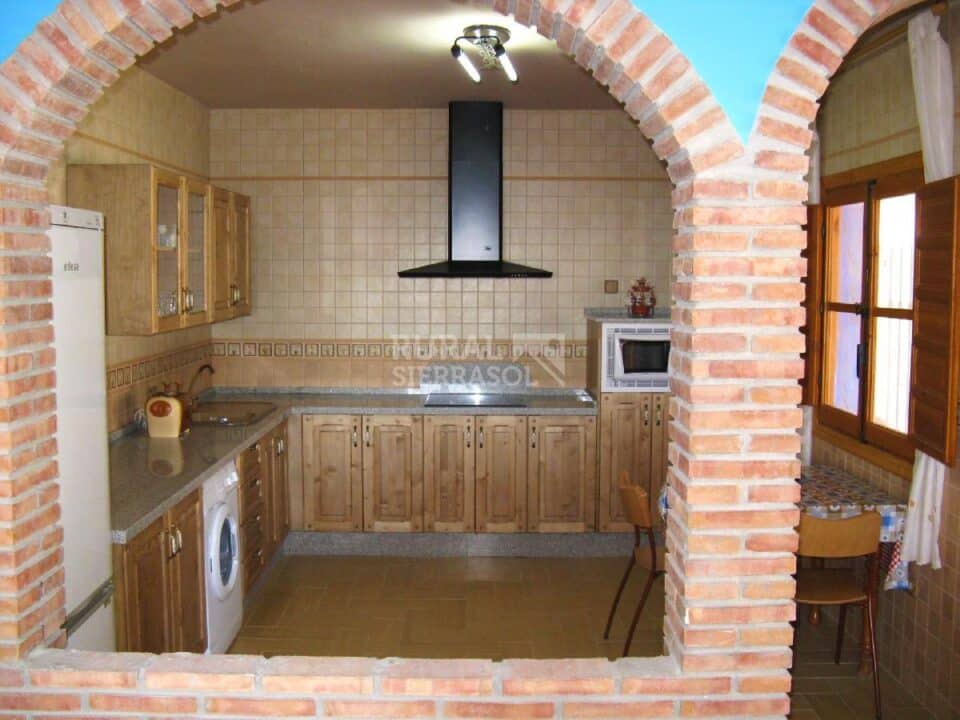 Cocina equipada de Casa rural en Almáchar (Málaga)-752