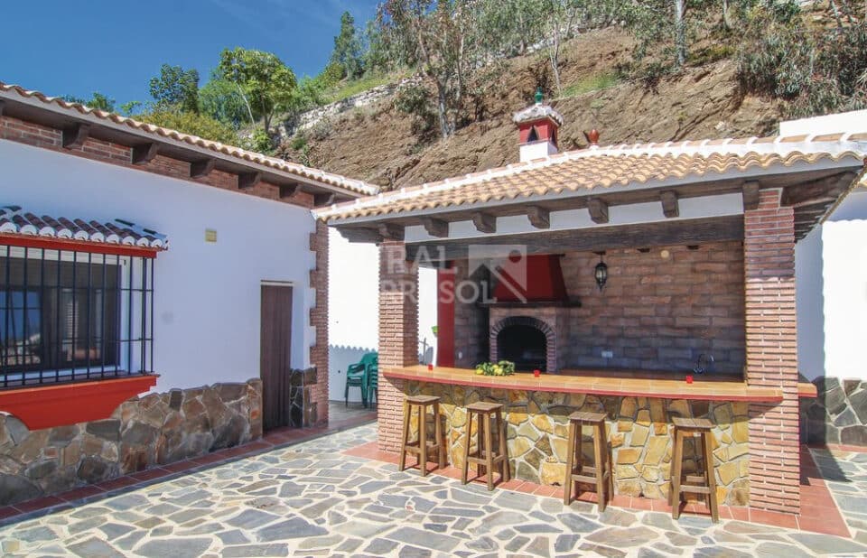 Maravillosa Villa con spa, piscina, aire acondicionado, en Sayalonga - Imagen 8