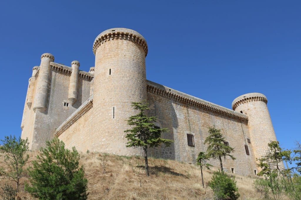 Casas rurales en Torrelobatón (Localidad)