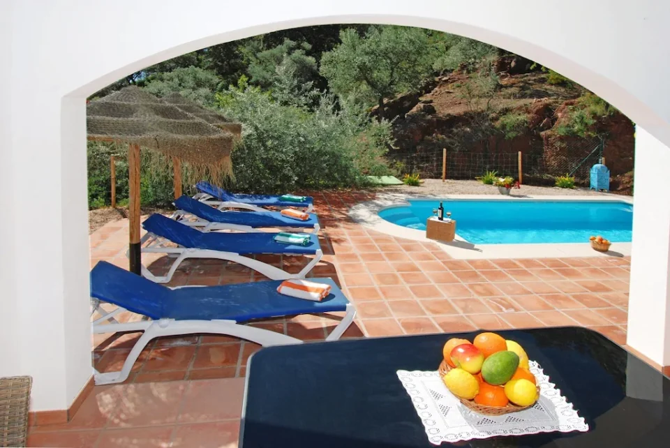 Preciosa Casa Rural en Comares, con piscina climatizada - Imagen 6