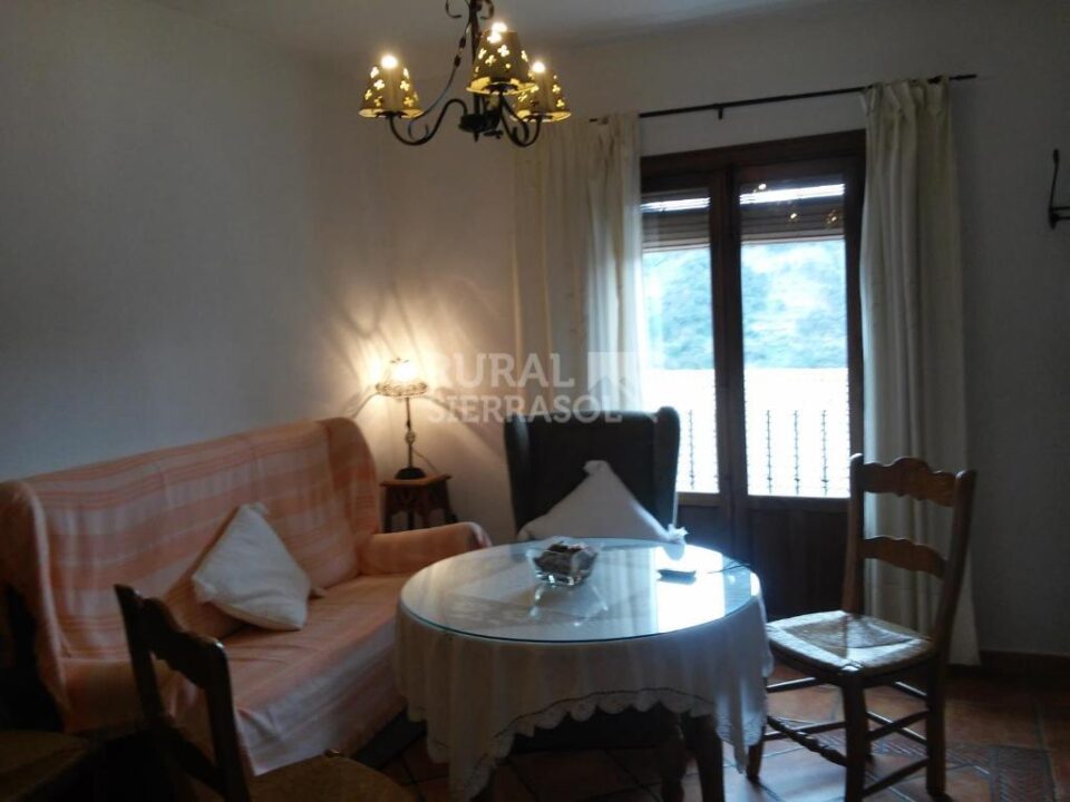 Apartamento Rural en Genalguacil, con estufa de leña - Imagen 2