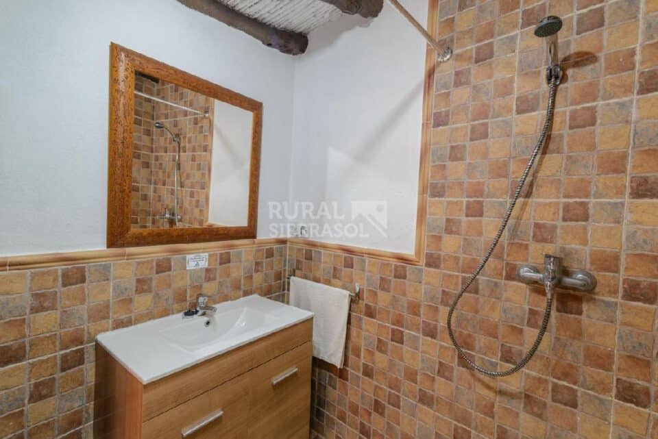 Amplia Casa Rural cerca de Malaga, especial para grandes grupos - Imagen 34