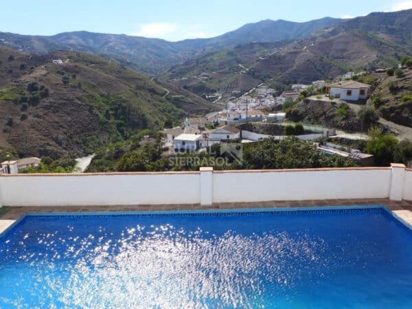 Piscina de Casa rural en El Borge (Málaga)-992