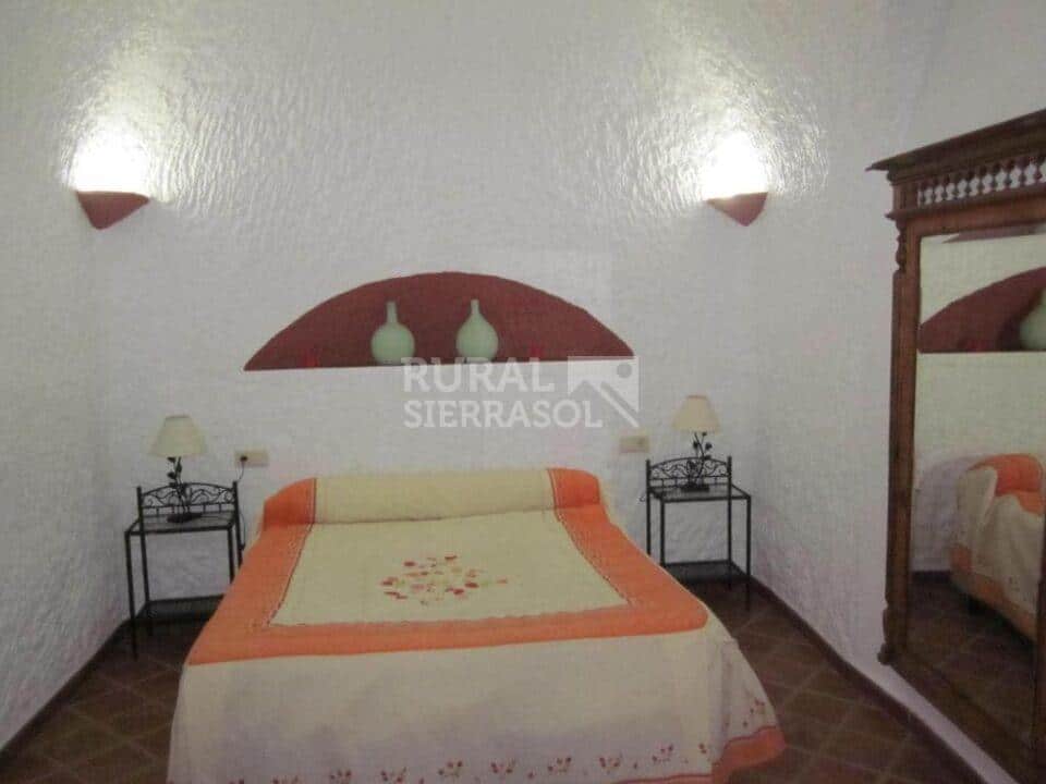 Acogedora Casa Cueva en Fonelas, con piscina, barbacoa y wi-fi - Imagen 9