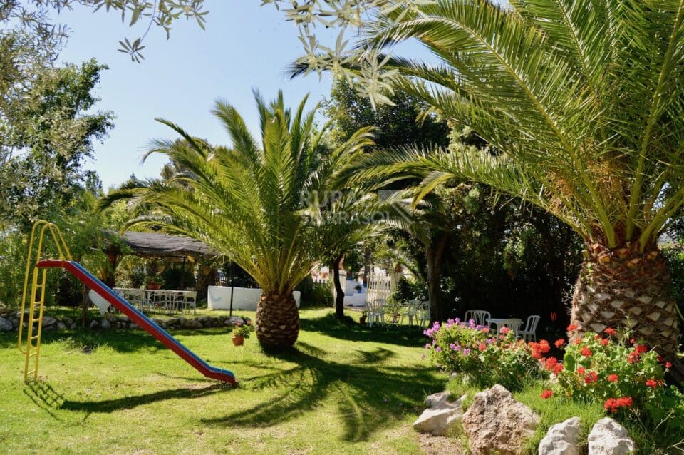 Jardín de Casa rural en Alfarnatejo (Málaga)-1100