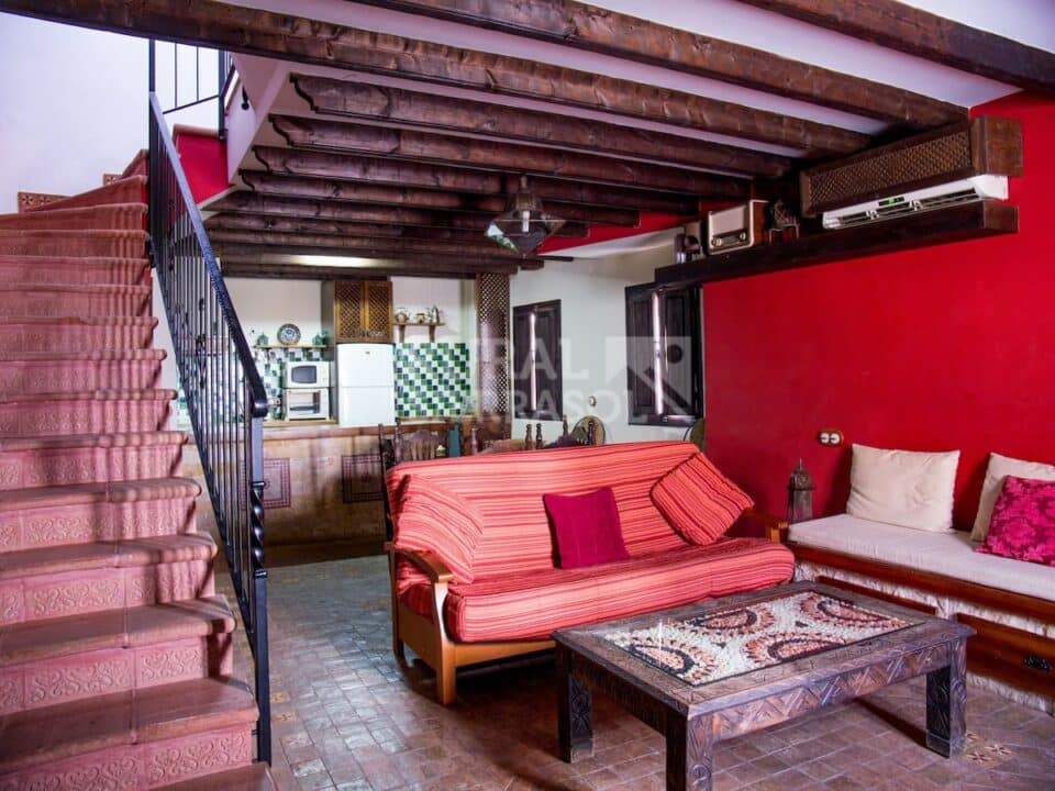 Gran Casa Rural cerca de la playa con barbacoa y aire acondicionado - Imagen 10