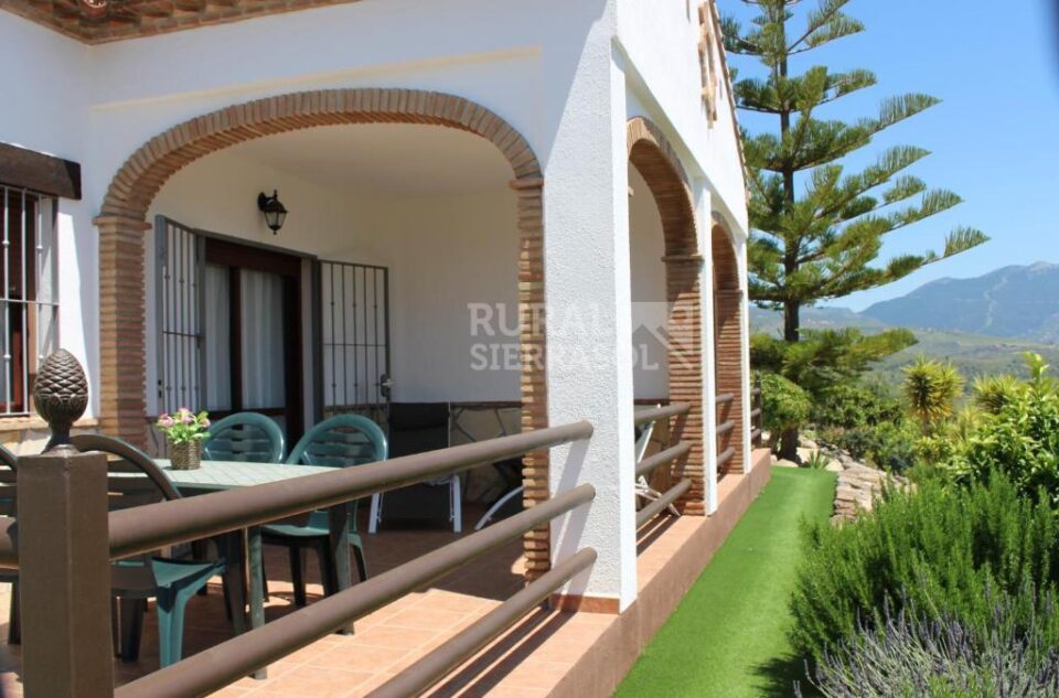 Conjunto de siete Casas Rurales junto al Lago de La Viñuela - Imagen 10