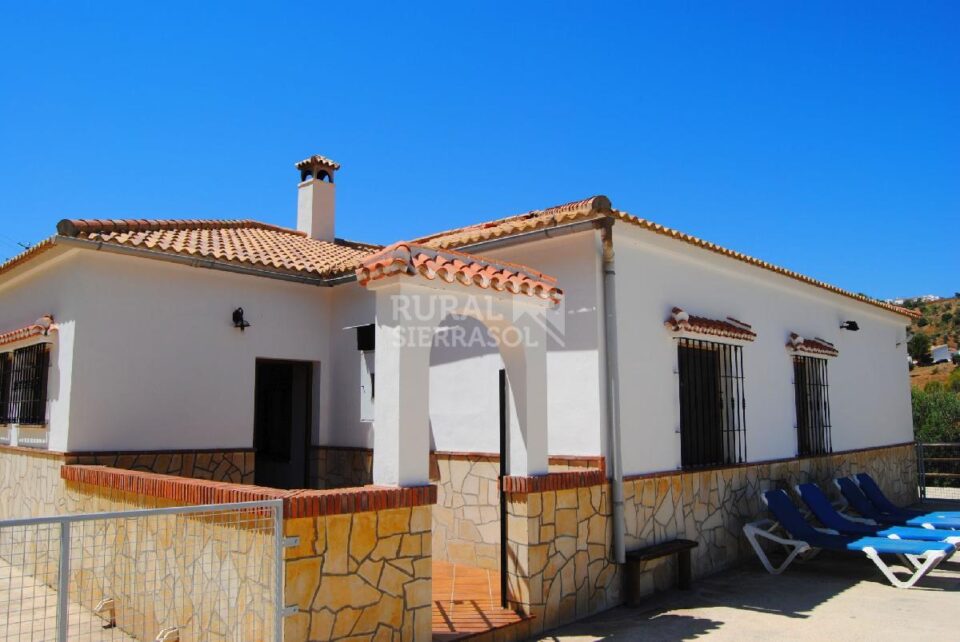 Preciosa Villa en Almogía con piscina y barbacoa - Imagen 3