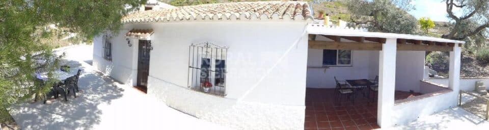 Casa Rural en El Borge, con piscina, barbacoa y wifi - Imagen 10